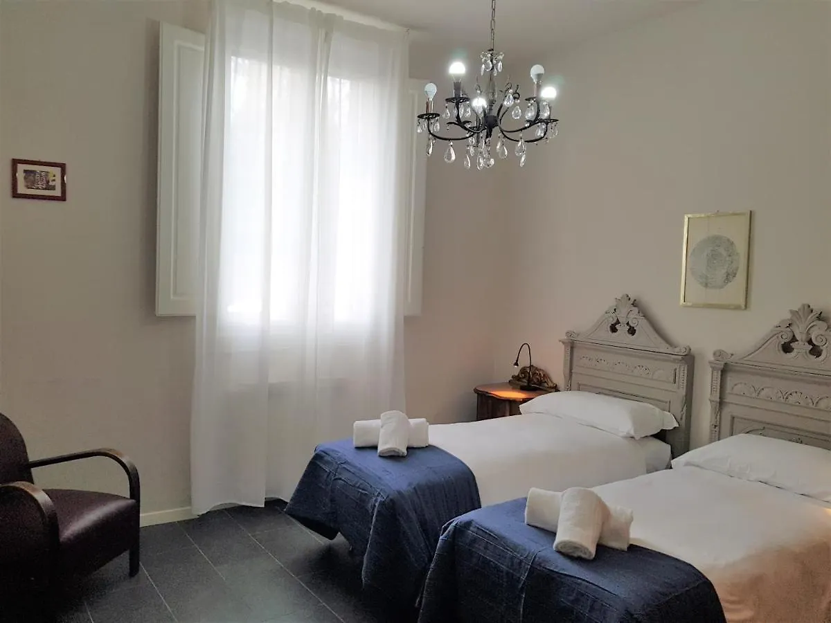 Cozy Family Apartment With Parking Spot Florence