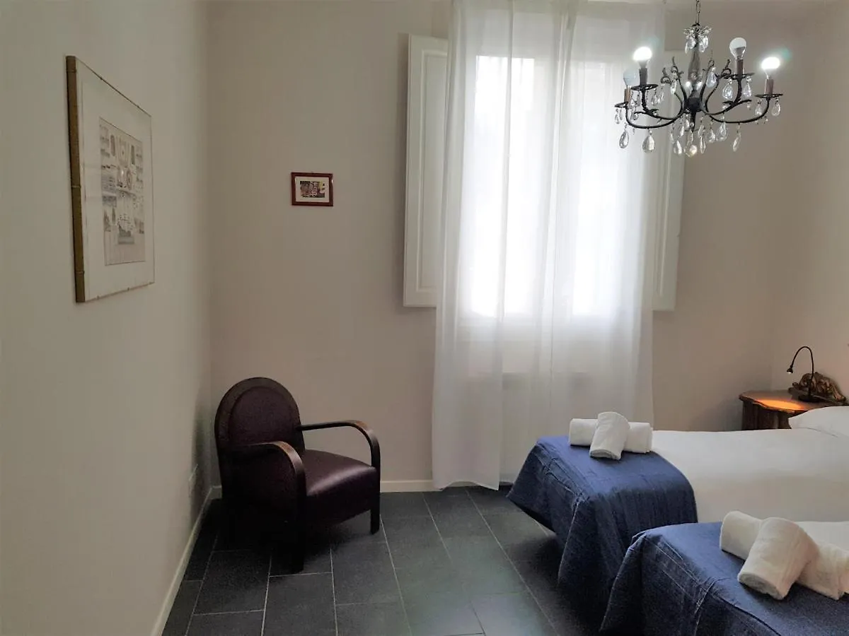 Cozy Family Apartment With Parking Spot Florence